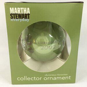 Martha Stewart Everyday Christmas Favorites Collector Ornament Green Floral 2002